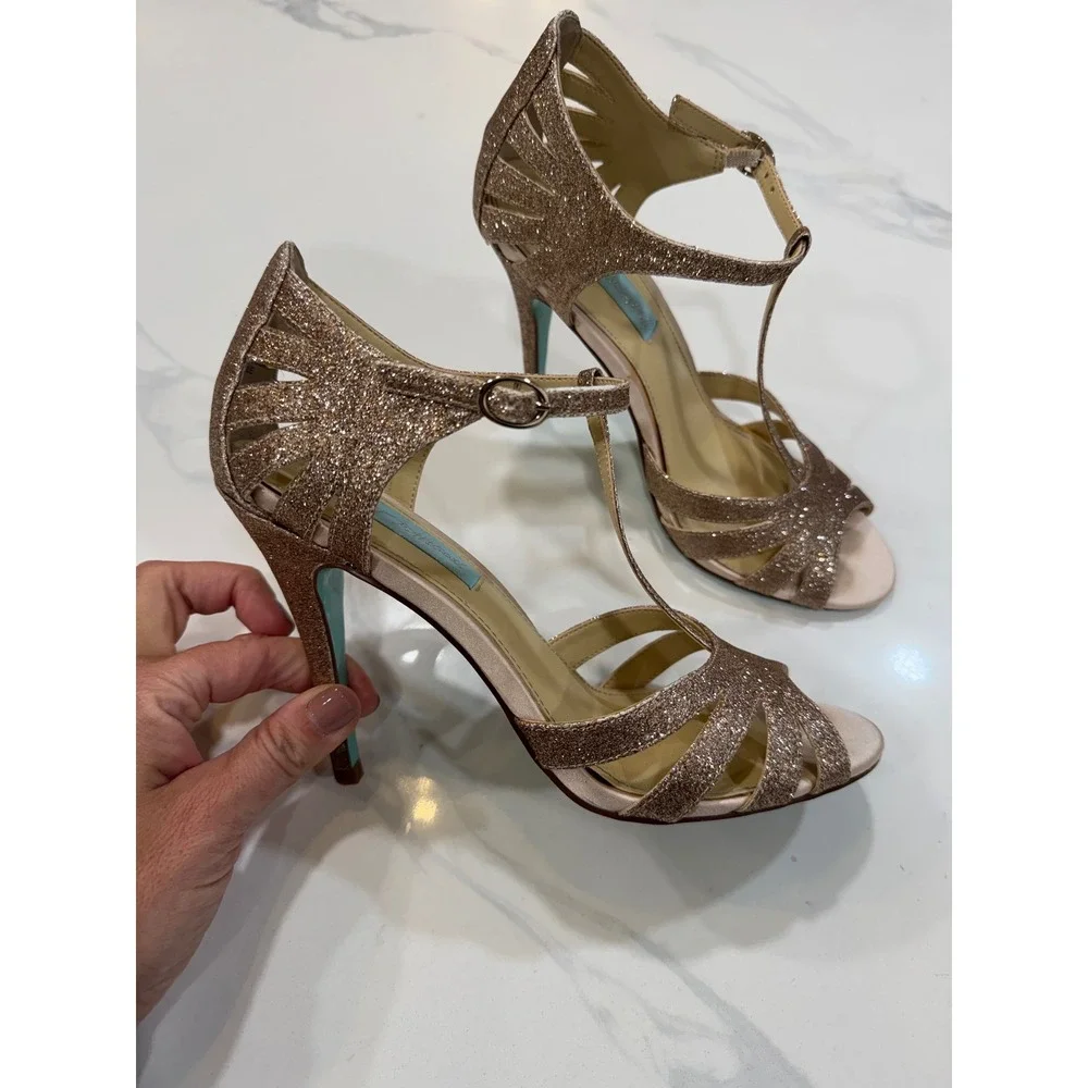 Betsey Johnson Gold Glitter T-Strap Sandals Size 7.5 Gold Women's